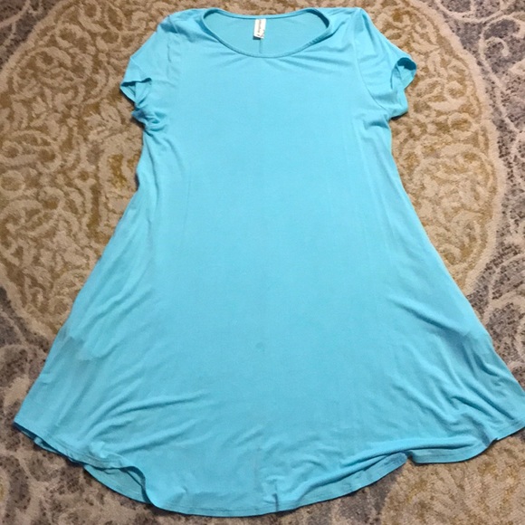Dresses & Skirts - Aqua swing dress with pockets